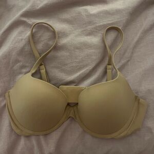 Skims fits everybody push up bra